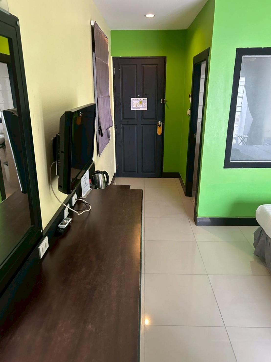 Phuket 420 Hotel