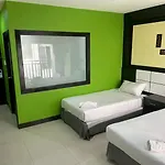 Phuket 420